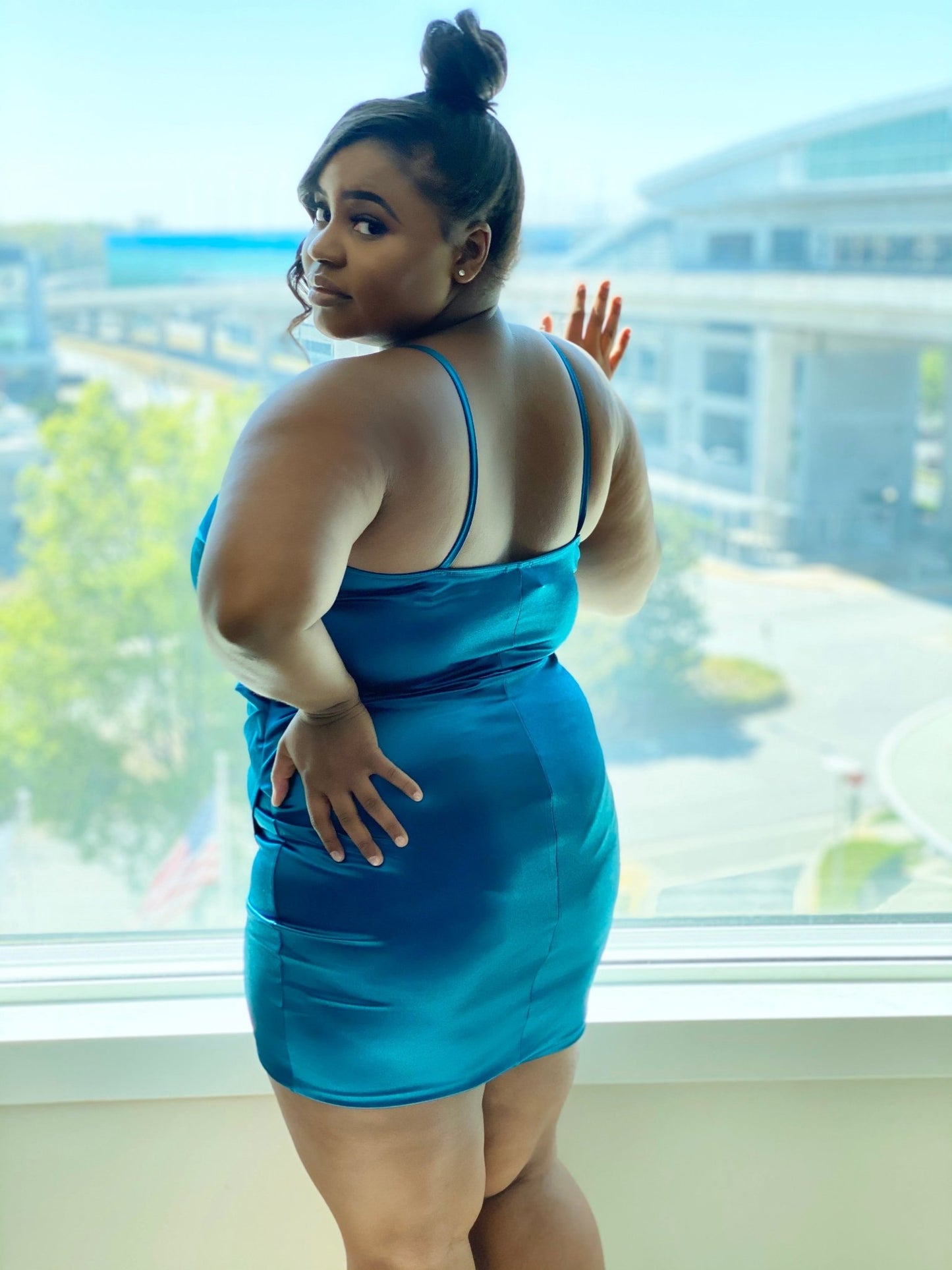 Jewelle Dress - IFUL BOUTIQUE