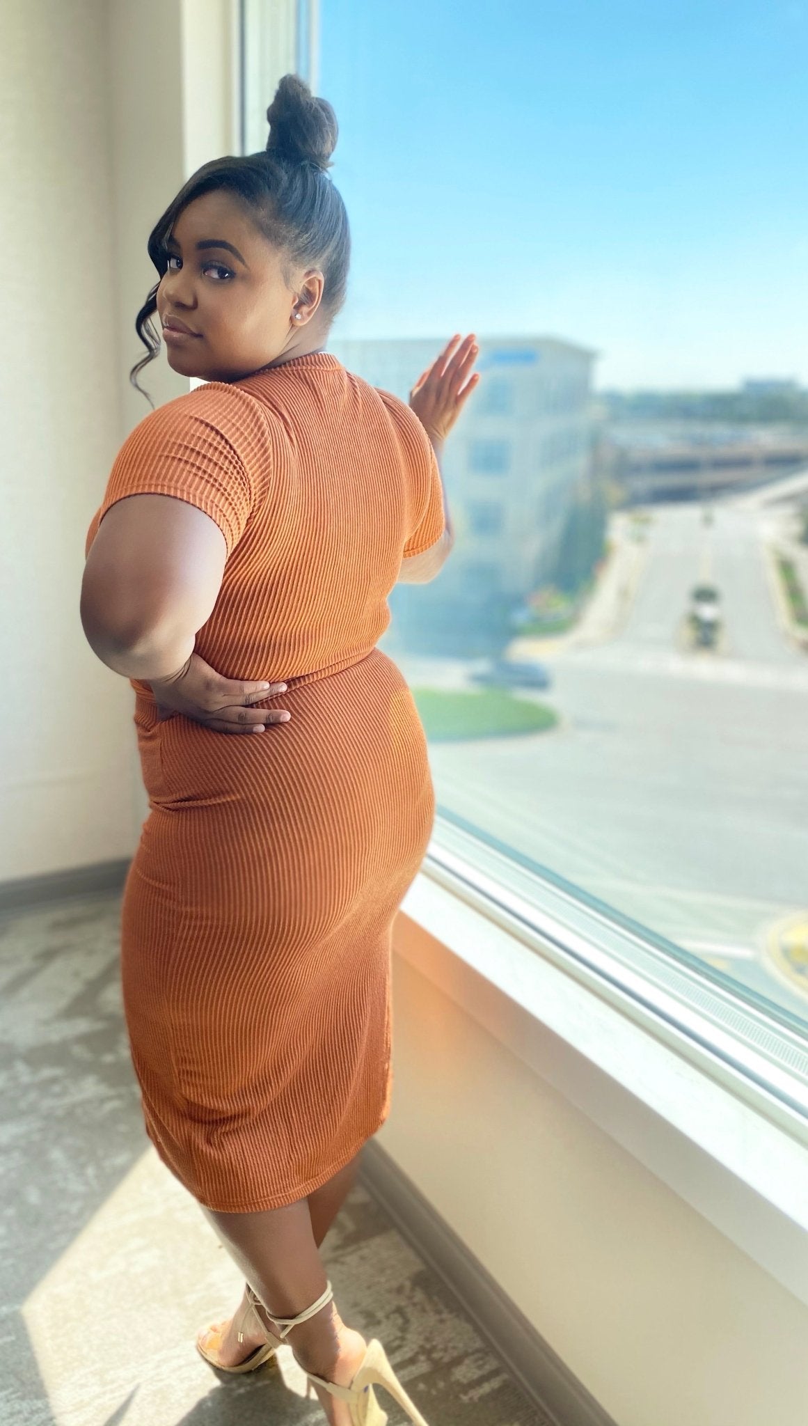 Khelli Dress - IFUL BOUTIQUE